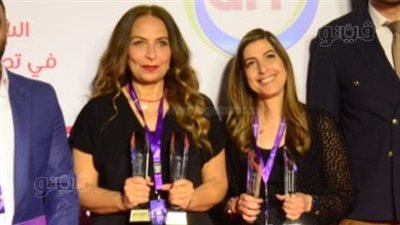 بعد فوزه بملتقى القاهرة السينمائي، صناع 