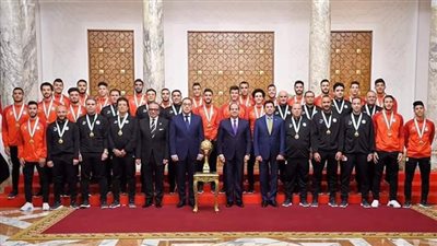 زغلول صيام يكتب عن كواليس آخر بطولة في تاريخ الكرة المصرية.. عجول رمضان صبحي.. والكبدة سر الوزير والجنايني.. وحكاية منسي وصادق مع الصدفة!!