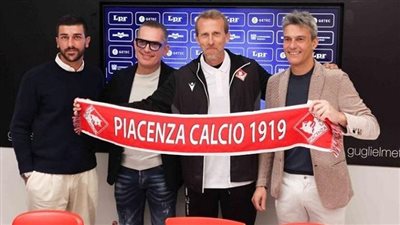 واقعة فريدة، ناد إيطالي يغير 3 مدربين خلال 24 ساعة