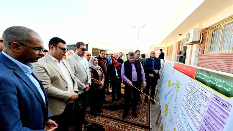وزير الإسكان