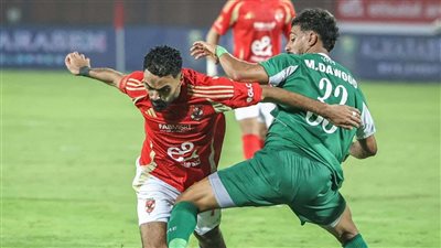 هجوم متبادل بين الأهلي والاتحاد السكندري في أول 15 دقيقة 