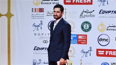 حضور ملفت للنجوم الشباب في ختام مهرجان القاهرة السينمائي (صور)