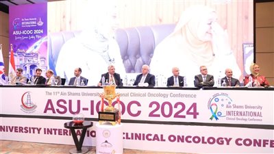 وزير التعليم العالي ورئيس جامعة عين شمس يفتتحان مؤتمر علاج الأورام والطب النووي