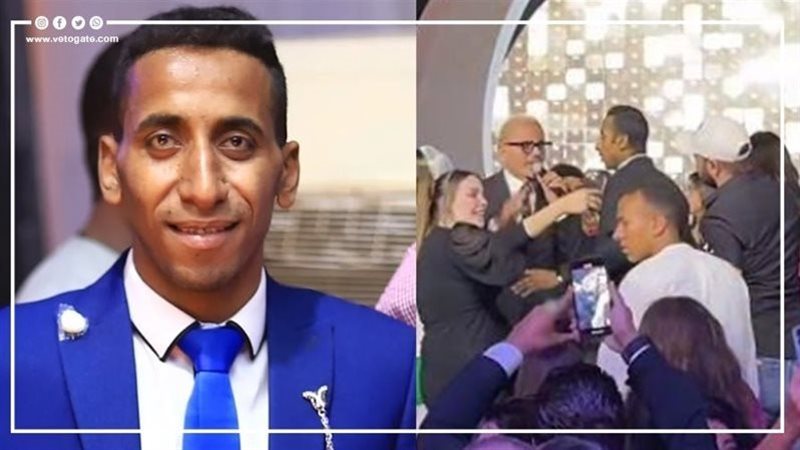 عمرو دياب يصفع شابا