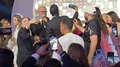 ضحية عمرو دياب: المطرب رفض الاعتذار لي، وهذه حقيقة التعويض المالي