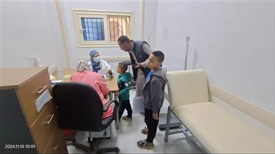 محافظ الجيزة: الكشف على 7100 مواطن من أهالي الصف والبدرشين مجانا (صور)