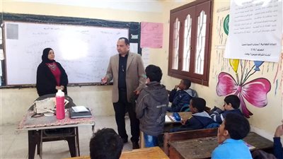 جولة تفقدية لمدير التعليم الابتدائي بالمنطقة الازهرية في الإسكندرية 