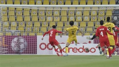 بمشاركة أحمد عبد القادر قطر يسقط أمام الشحانية بثلاثية في الدوري القطري