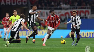 ميلان يتعادل سلبيا مع يوفنتوس في الدوري الإيطالي