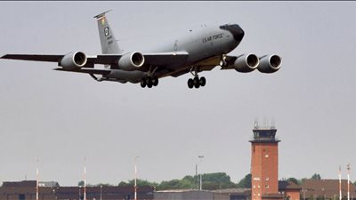 سلاح الجو الأمريكي: مسيرات مجهولة فوق قواعد جوية في بريطانيا