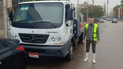 انطلاق معدات الجيزة للصرف الصحي استعدادا لأمطار اليوم (صور)