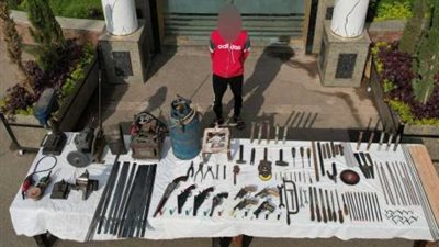 عاطل يحول مسكنه إلى ورشة لتصنيع وإصلاح الأسلحة النارية فى القليوبية 