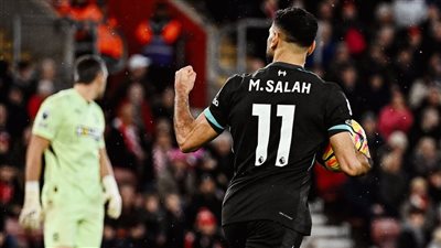 محمد صلاح يسجل هدف ليفربول الثالث أمام ساوثهامبتون من ركلة جزاء (صور)