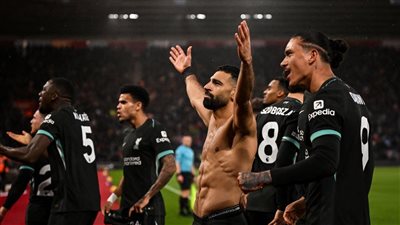 عمرو أديب: محمد صلاح بقى حاكم ليفربول ويجب ترقيته وإعادة ترتيبه (فيديو)