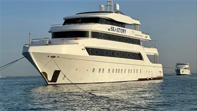 أول صورة للنش الغارق في البحر الأحمر