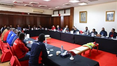 الأهلي بالزي التقليدي في مباراة استاد أبيدجان بدوري أبطال إفريقيا