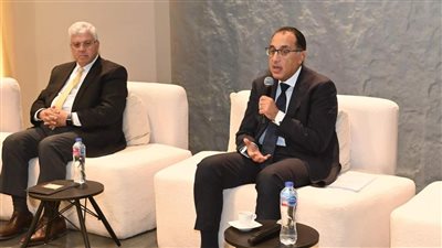 رئيس الوزراء يحضر تصوير حلقة لبرنامج Gen z