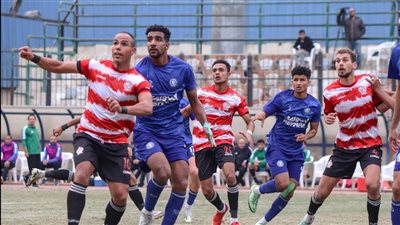 اعتراضات قوية من الجهاز الفني لفريق أسوان، والحكم لـ المدرب: ركز مع فرقتك (فيديو)