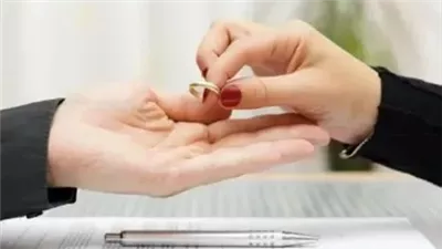 زوجة لقاضي الأسرة بزنانيري: تزوجته عن حب والفيس وصديقتي خربا بيتي 