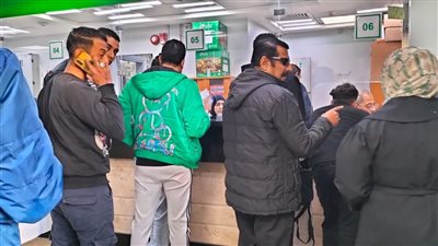 إقبال كبير على سحب كراسات شروط شقق سكن لكل المصريين 5 (فيديو وصور)