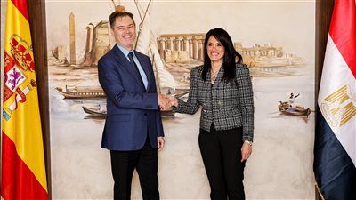 المشاط تلتقي سفير إسبانيا بمصر وتوقع منحتين لدعم جهود التنمية في مجال معالجة المياه 