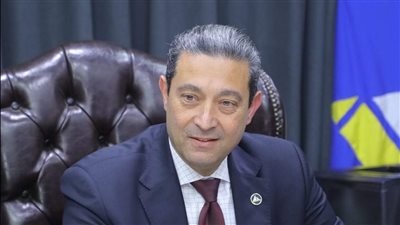 محافظ دمياط يناقش المشروعات الجاري تنفيذها بقطاع مياه الشرب والصرف الصحي