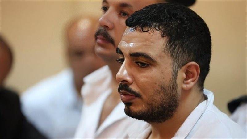سفاح التجمع، فيتو