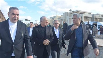 أحمد مجاهد ينشر تفاصيل اجتماع أبو ريدة مع أندية بحري (صور)