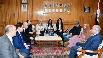 جامعة حلوان تبحث التعاون مع 