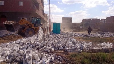  إزالة 16 حالة تعد بمركز القوصية في أسيوط