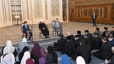 وزير الأوقاف يستقبل سفير سلطنة بروناي بمركز مصر الثقافي الإسلامي 