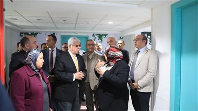 بتكلفة 10 مليارات جنيه، وزير التعليم العالي يتفقد المدينة الطبية بجامعة عين شمس
