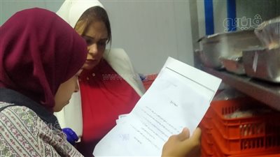  ضبط 21 ألف عبوة حلويات وطن أغذية فاسدة بطنطا (صور)