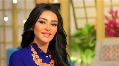 هبة الأباصيري: كنت محظوظة في بداية مشواري بدعم الكينج منير