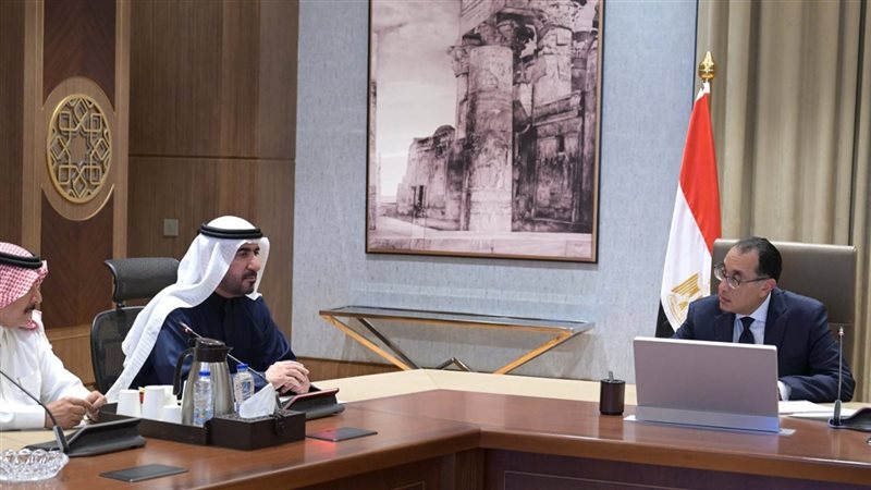 د. مصطفي مدبولي يستقبل
