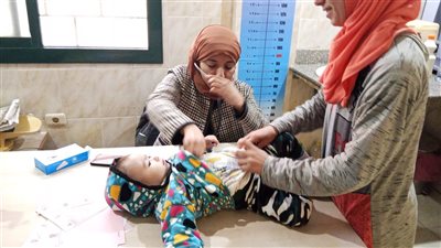 جامعة الفيوم تنظم قافلة طبية تنموية شاملة لخدمة قرية أبو عش