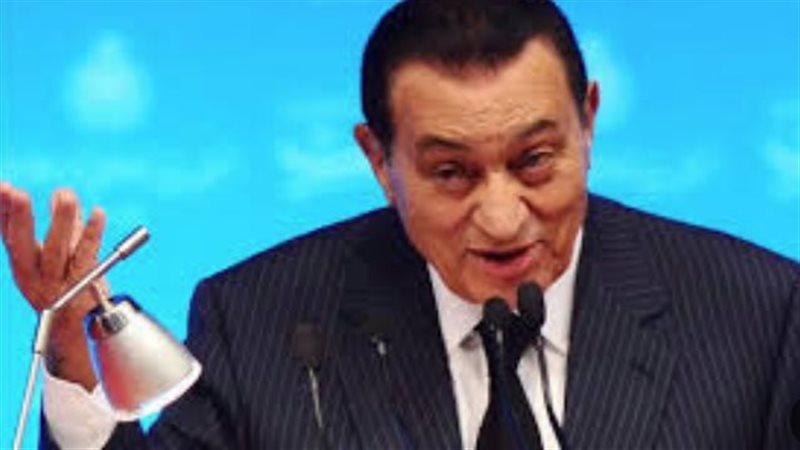 مبارك يكشف سر انسحاب