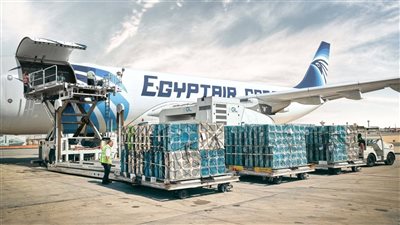 مصر للطيران للشحن الجوي توقع عقد شراكة جديد مع شركة أسيانا 