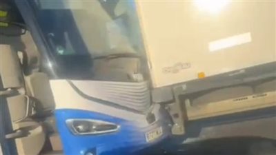 حافلة ريال مدريد تتعرض لحادث (فيديو)