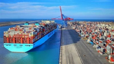 رئيس قناة السويس يكشف عن انخفاض كبير في عبور السفن خلال 2024