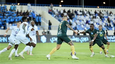 الخلود يفوز على الأخدود 2-1 في مباراة مثيرة بالدوري السعودي