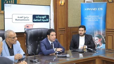 تدريب 101 من العاملين بمحافظة سوهاج على أجهزة الحاسب وشبكات الإنترنت 