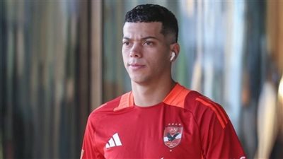 لحضوره حفل زفاف ملكة جمال مصر، الأهلي يكشف حقيقة توقيع غرامة على إمام عاشور