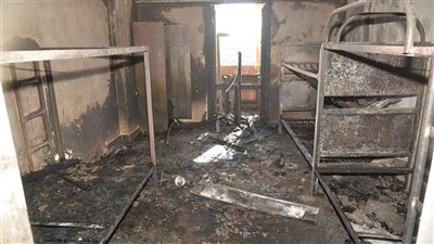 انتداب المعمل الجنائي لكشف ملابسات حريق إحدى غرف المدينة الجامعية للأزهر