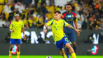 رونالدو يقود النصر للفوز على ضمك بثنائية بالدوري السعودي (صور) 