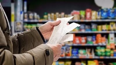 أستاذ جامعى يكشف: 13 ألف جنيه لا تكفي احتياجات الأسرة المصرية شهريًا 