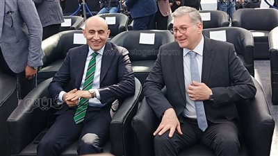  وصول وزيرى التعليم والبترول لحضور حفل تخريج الدفعة الأولى من مدرسة ظهر للتكنولوجيا (فيديو)