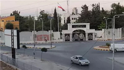 هيئة تحرير الشام الأقوى.. 5 فصائل تهدد مستقبل سوريا (إنفوجراف)