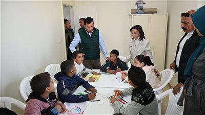 محافظ البحيرة ووزير الرياضة يتفقدان مركز شباب جواد حسني (صور)