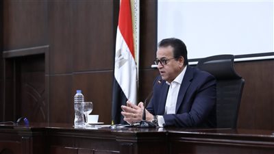 وزير الصحة: زيادة أعداد أطباء التخدير في معهد القلب وتسريع إجراءات قرارات نفقة الدولة 